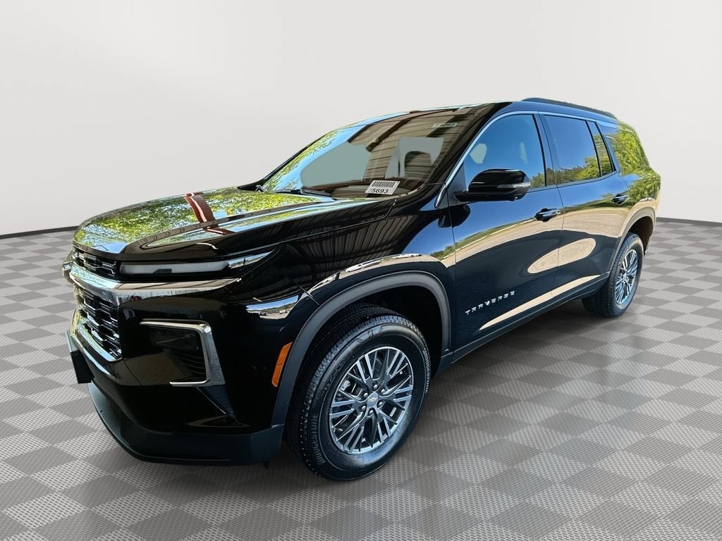 2026 Chevrolet Traverse LT in Mosaic Black Metallic — front three-quarter view