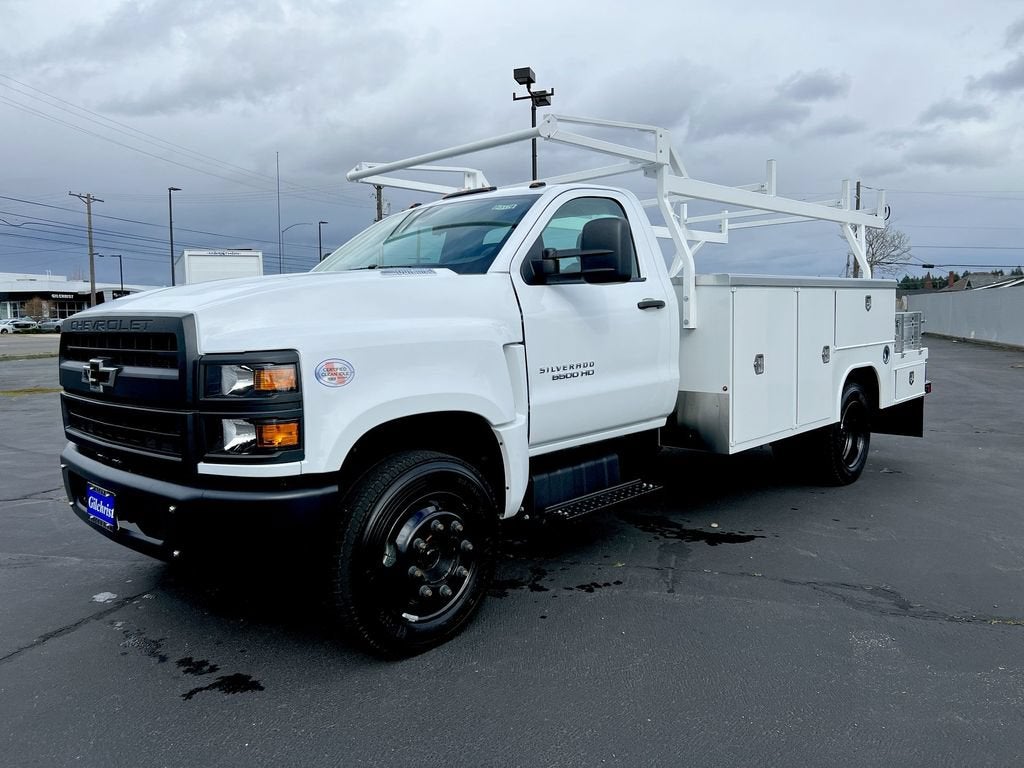 2023 Chevrolet Silverado 6500 HD